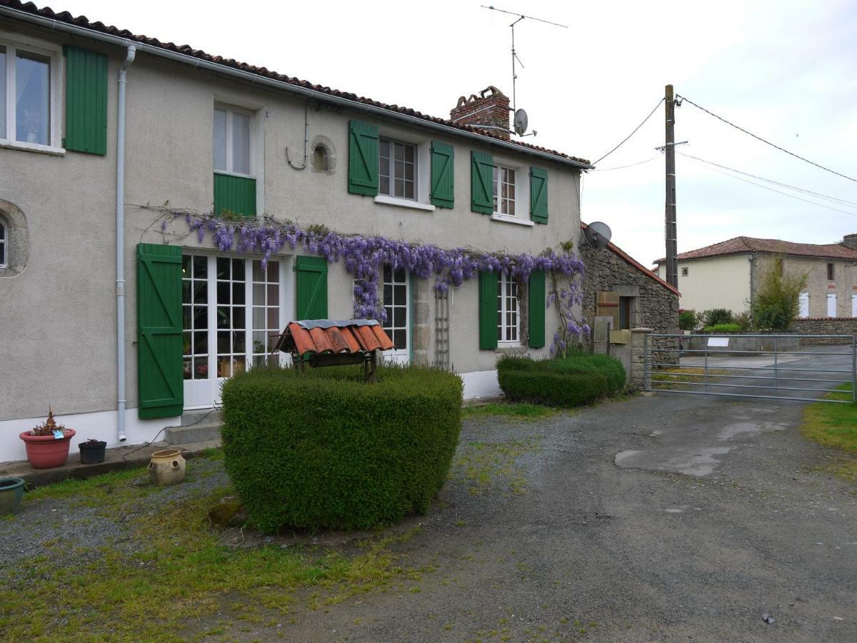 La Revaudiere Bressuire Exterior foto